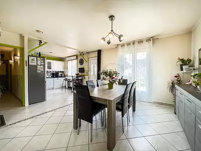 Maison, 77 m²