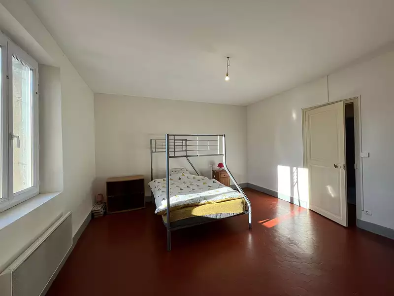 Immeuble, 240 m²
