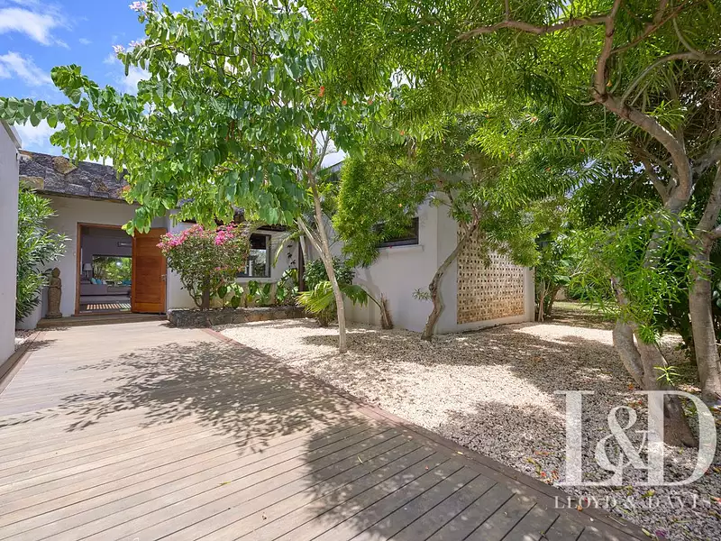 Maison, 330,08 m²