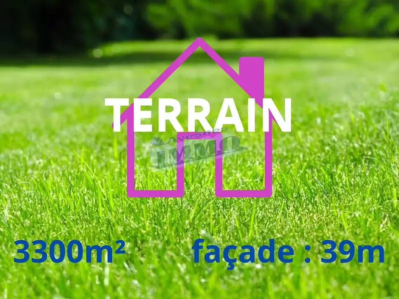 Terrain, 3 300 m²