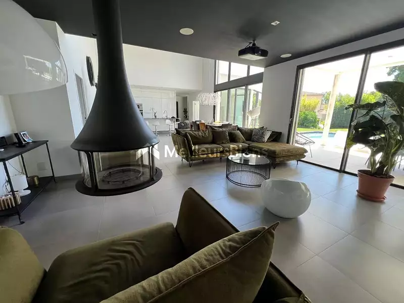 Maison, 200 m²