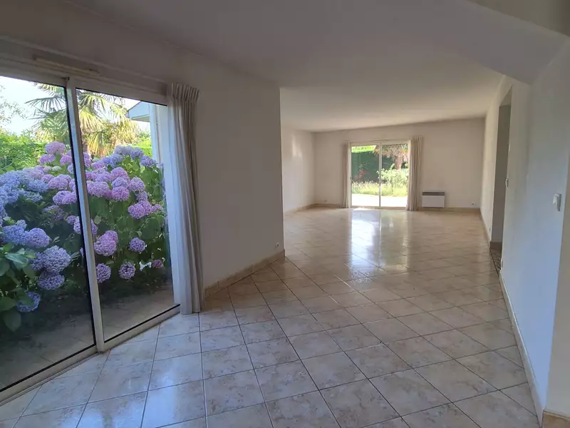 Maison, 182 m²