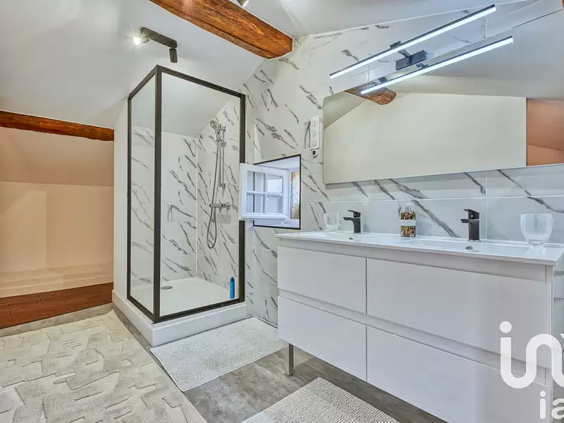 Maison, 390 m²