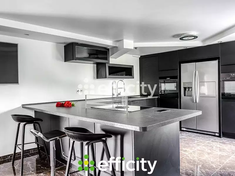 Maison, 165 m²