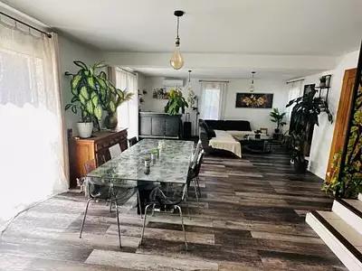 Maison, 207 m²
