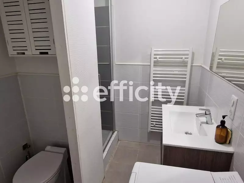 Immeuble, 90 m²