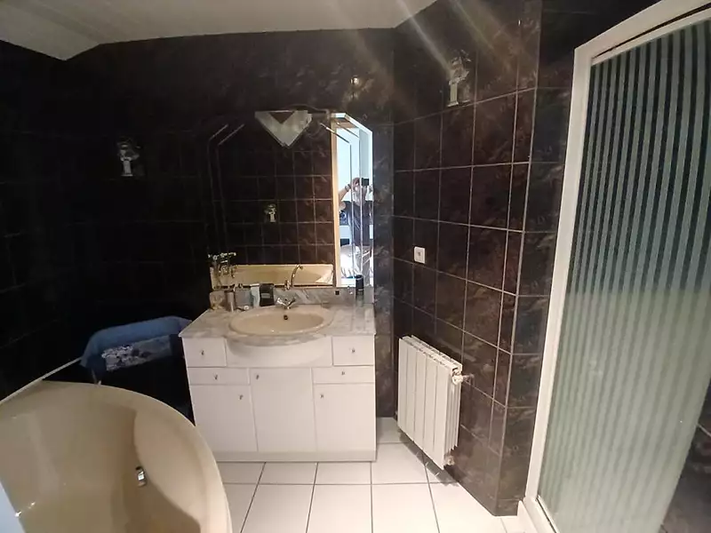 Maison, 180 m²
