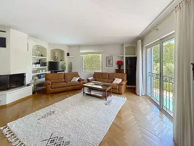 Maison, 163 m²