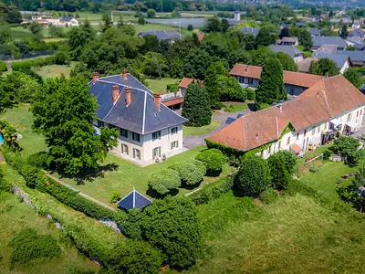 Maison, 1 500 m²