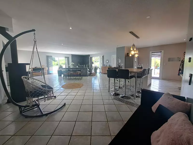 Maison, 170 m²