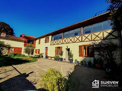 Maison, 329 m²