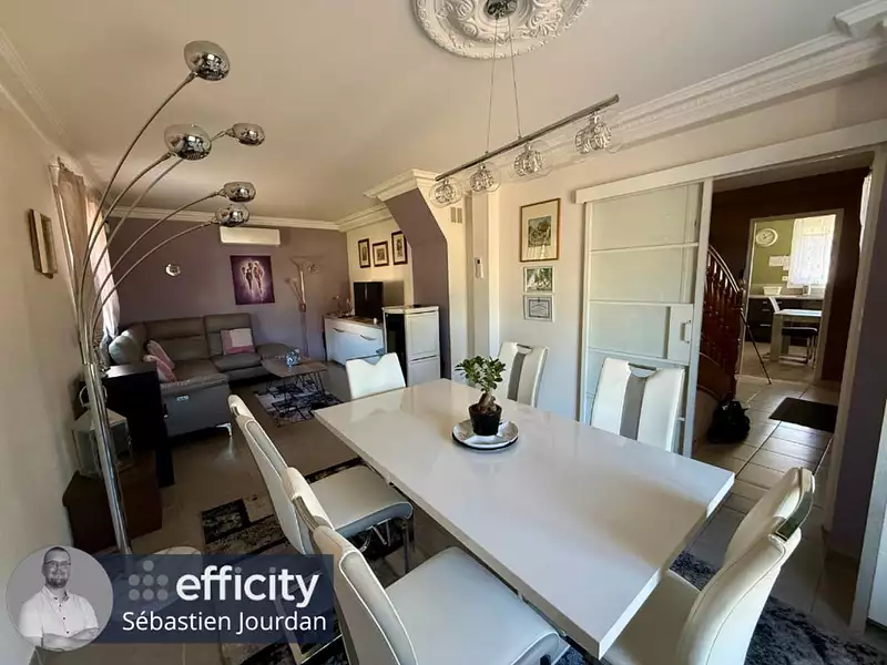 Maison, 103 m²