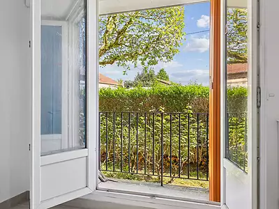 199 000 € 2 618 €/m² Appartement • 76 m² • 4 pièces • 3 chambres Noisy-le-Sec (93130)