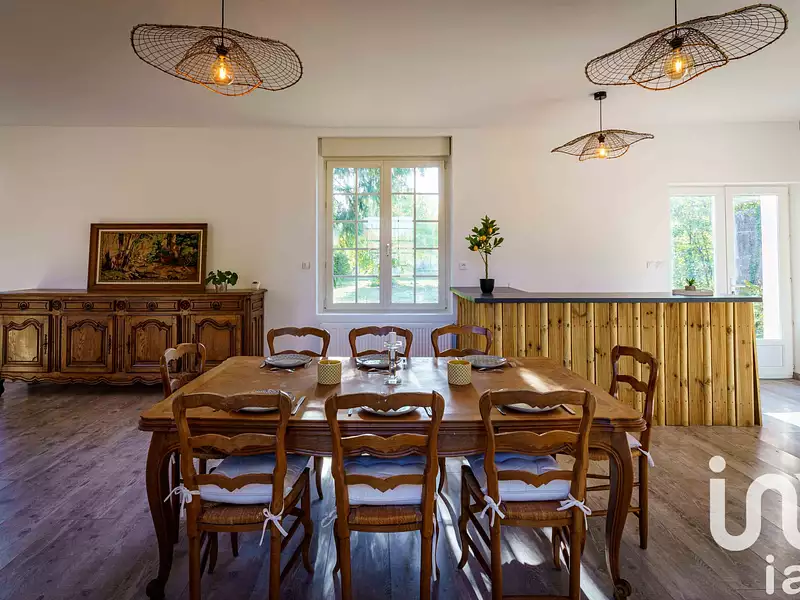 Maison, 280 m²
