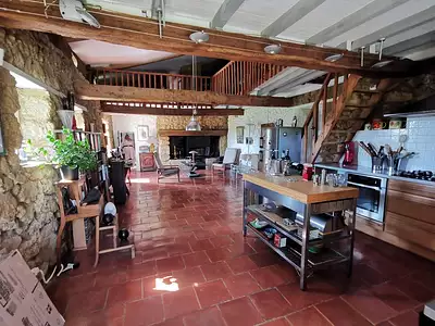 Maison, 240 m²