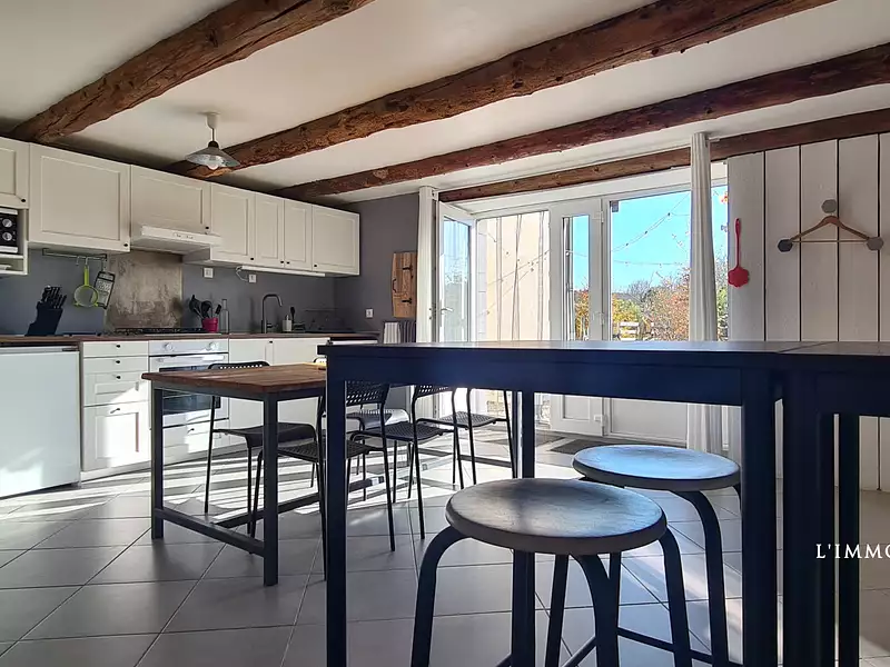 Maison, 376,3 m²