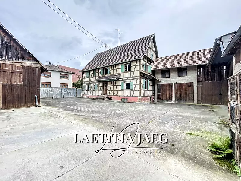 Maison, 196 m²