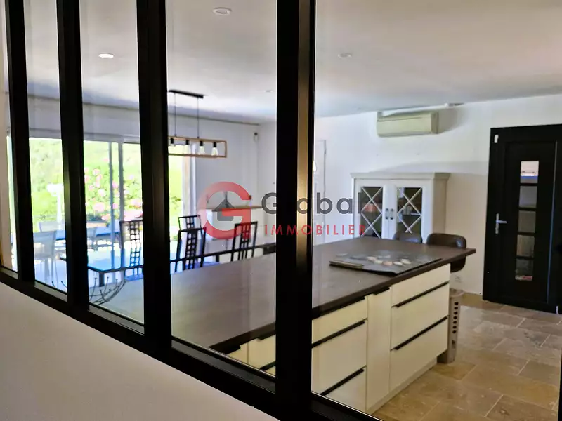Maison, 115 m²