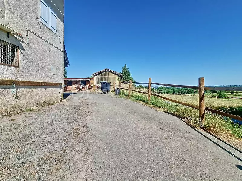 Maison, 250 m²