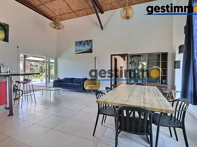 Maison, 165,26 m²