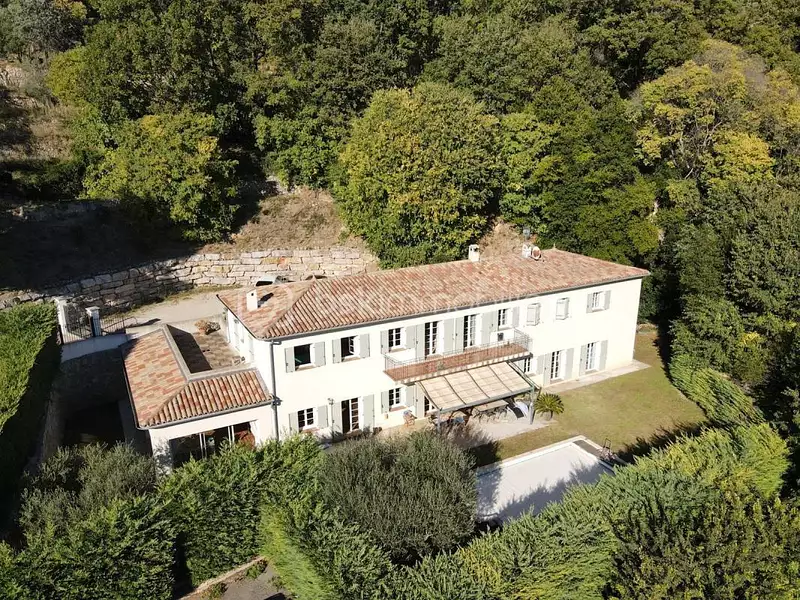 Maison, 433 m²