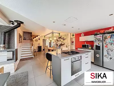 Maison, 194 m²