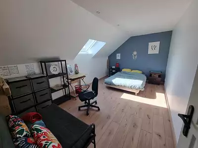 Maison, 196 m²