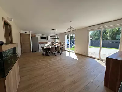 Maison, 117 m²