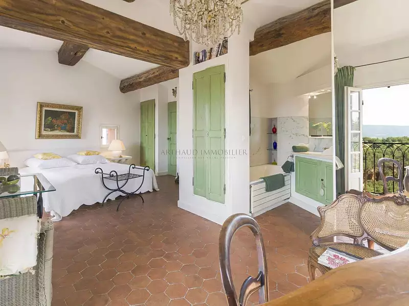 Maison, 132 m²