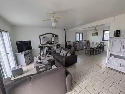 Maison, 167 m²