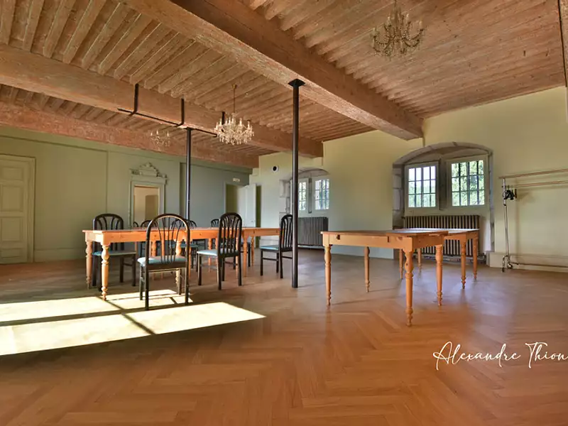 Maison, 1 500 m²