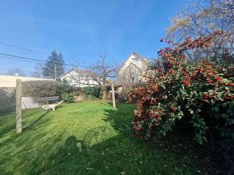 Terrain, 258 m²