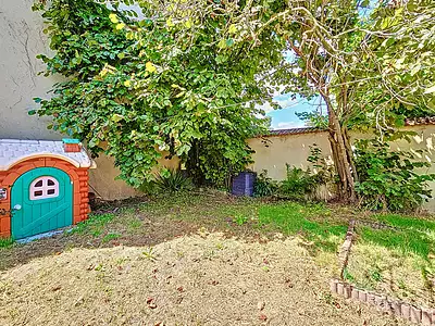 Maison, 196 m²