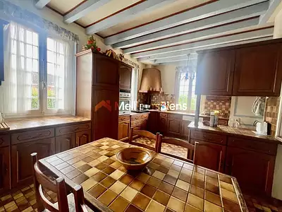 Maison, 243 m²