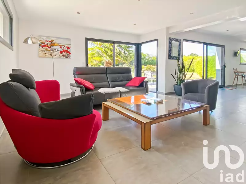 Maison, 143 m²