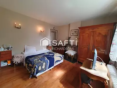 Maison, 232 m²