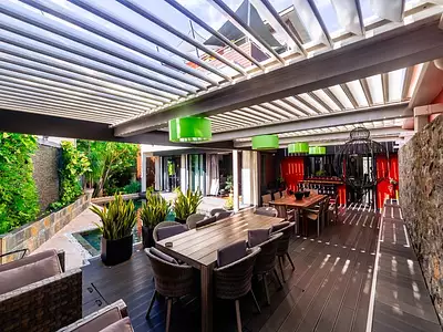 Maison, 305 m²