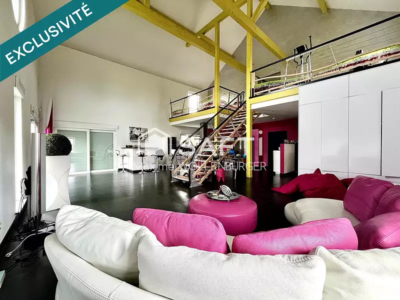 Maison, 245 m²