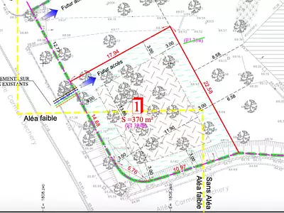 Terrain, 370 m²