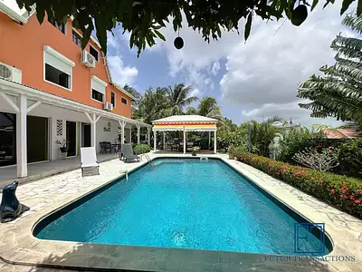 Maison, 218,53 m²