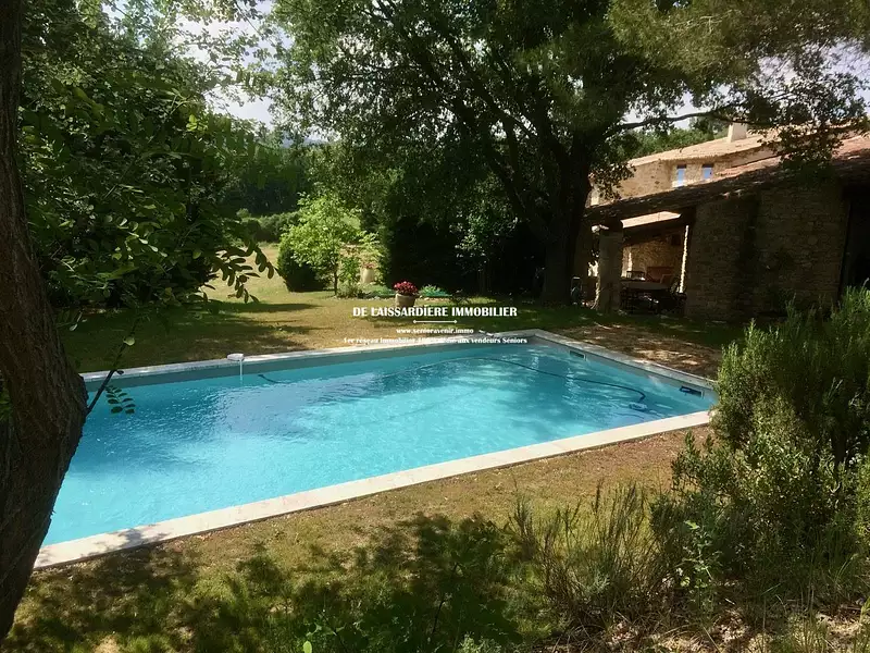 Maison, 260 m²
