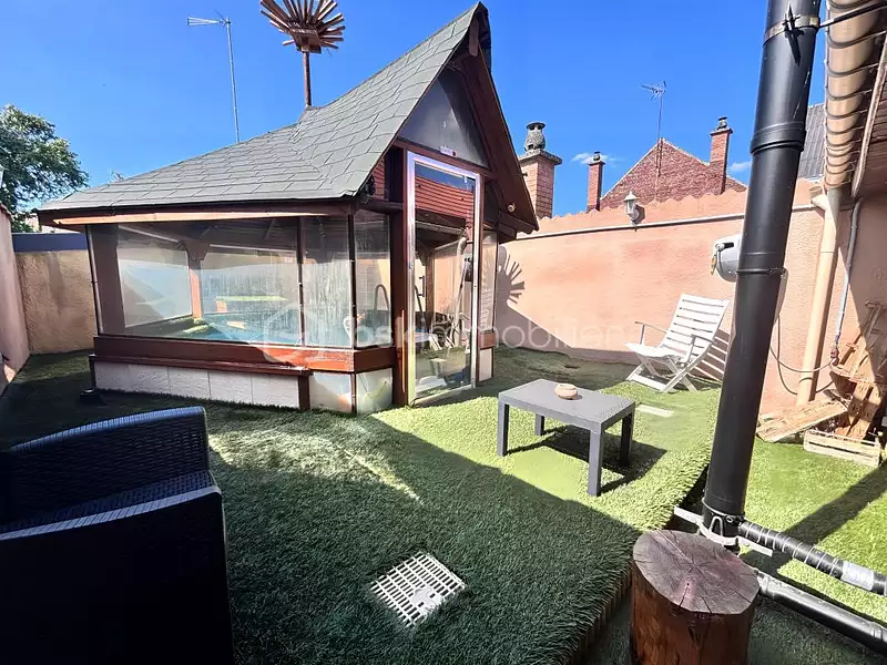 Immeuble, 329 m²