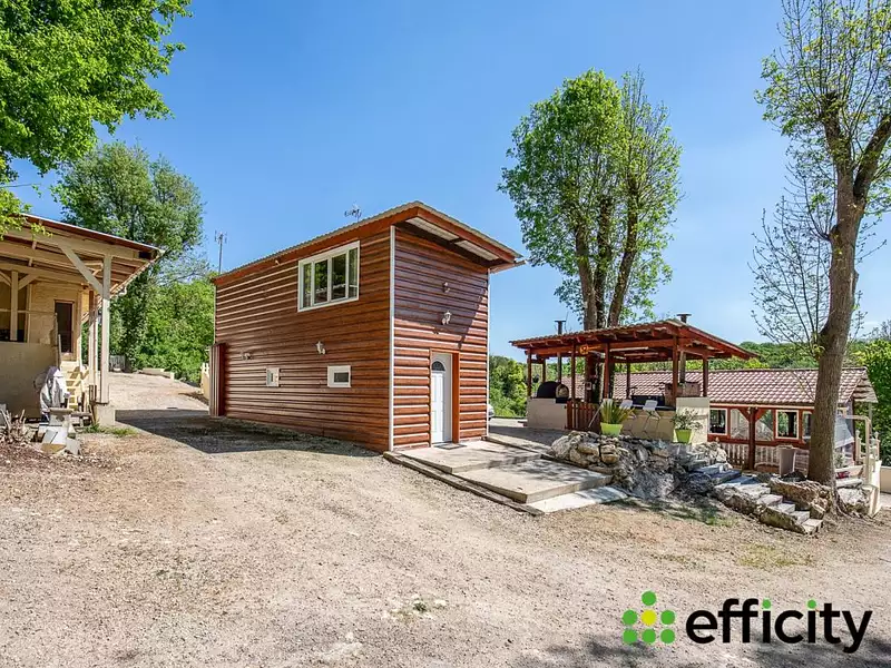 Maison, 246 m²