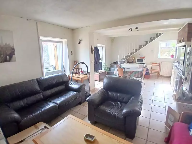 Maison, 180 m²