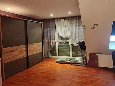 Immeuble, 183 m²