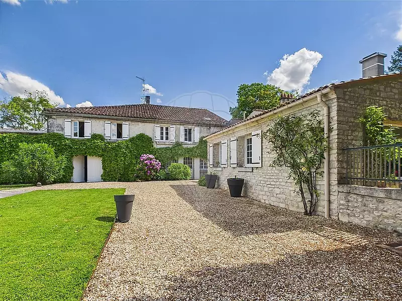 Maison, 462 m²
