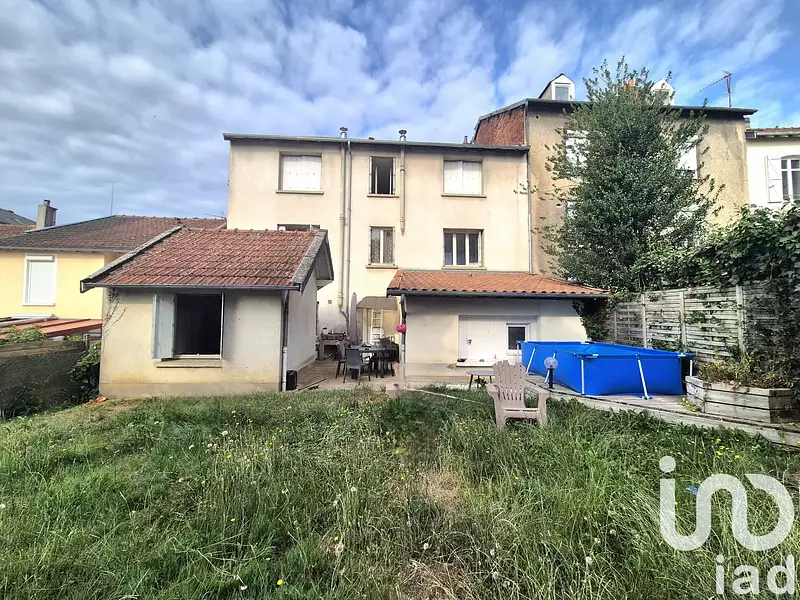 Immeuble, 230 m²