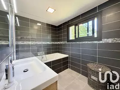 Maison, 165 m²