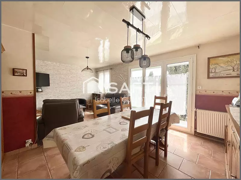 Maison, 93 m²