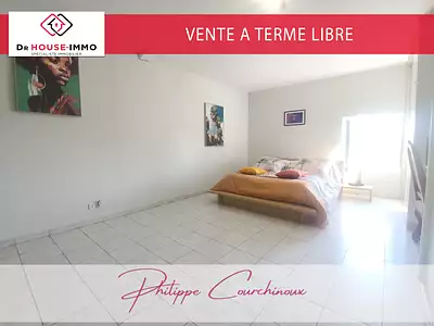 Maison, 235 m²